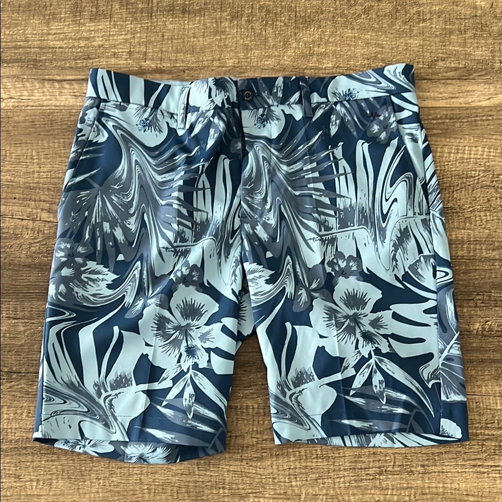 J.Lindeberg Blue Floral Mens Golf Shorts - Waist 34